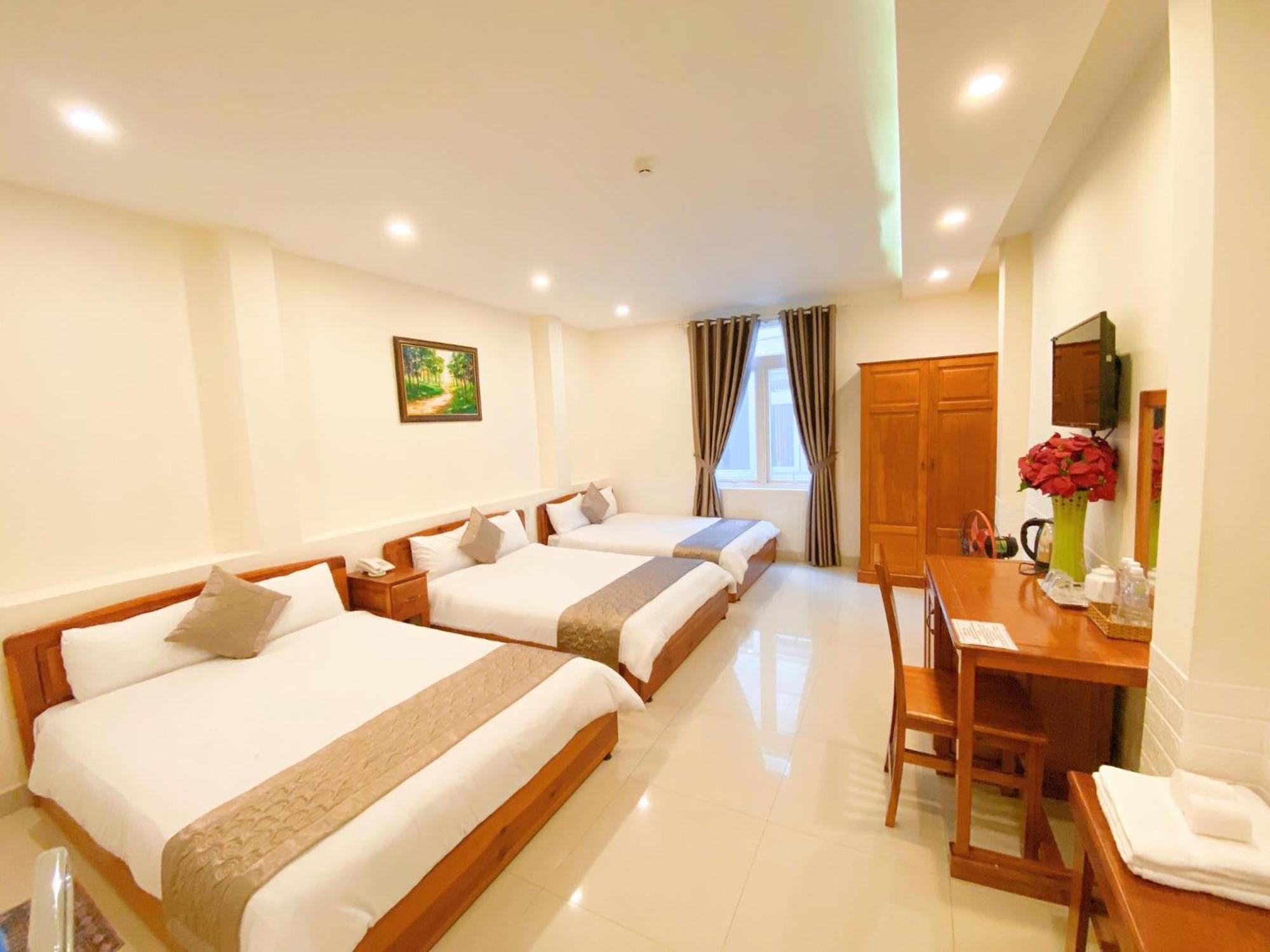 Hotel Pham Duy Далат Екстер'єр фото