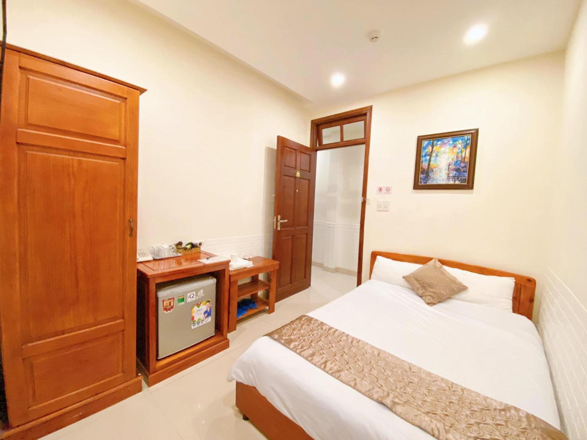 Hotel Pham Duy Далат Екстер'єр фото