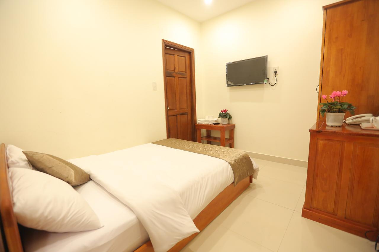 Hotel Pham Duy Далат Екстер'єр фото